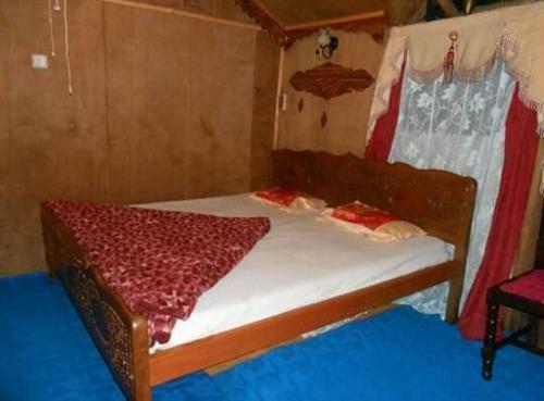 Bed & Breakfast Houseboat Victoria Garden