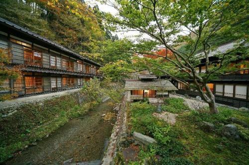 Houshi Onsen Chojukan