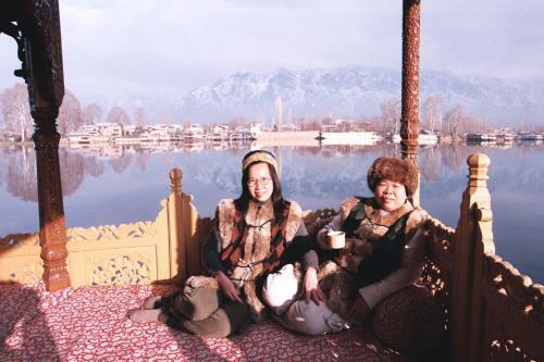 Hotel Wangnoo Heritage Houseboats
