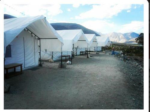 Hostal Tih Good Luck Guest House With Camps