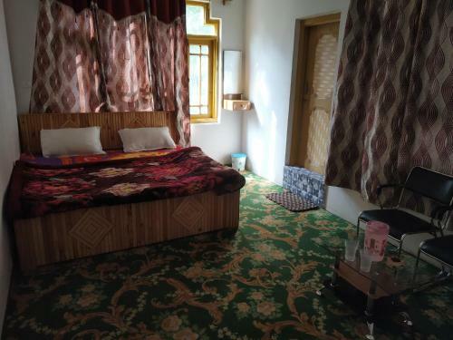 Hostal Valley Holidays
