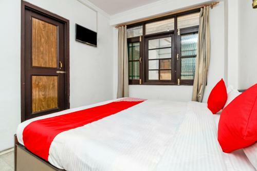 Oyo 26454 City Star Hotel & Restaurant
