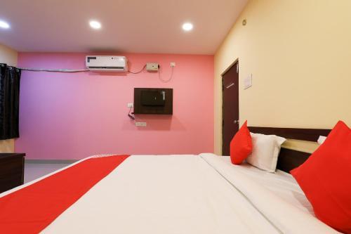 Hotel Oyo 13569 Virat Residency