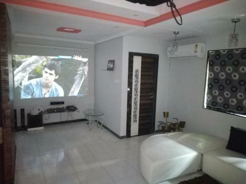 Surat Homestay Villa
