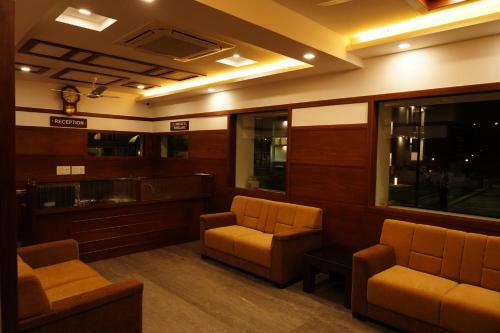 Hotel Adithya Nest