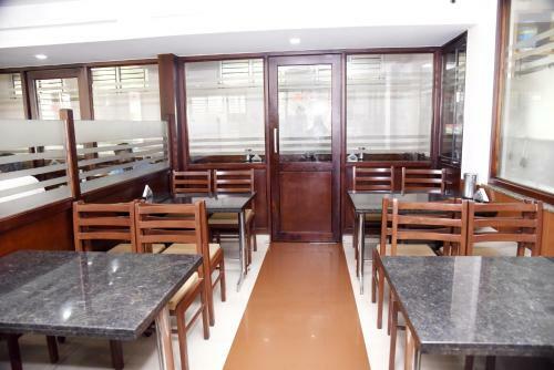 Hotel Slr Residency