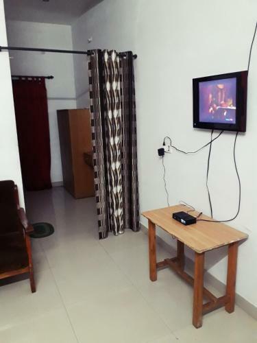 Hotel Narmada Palace