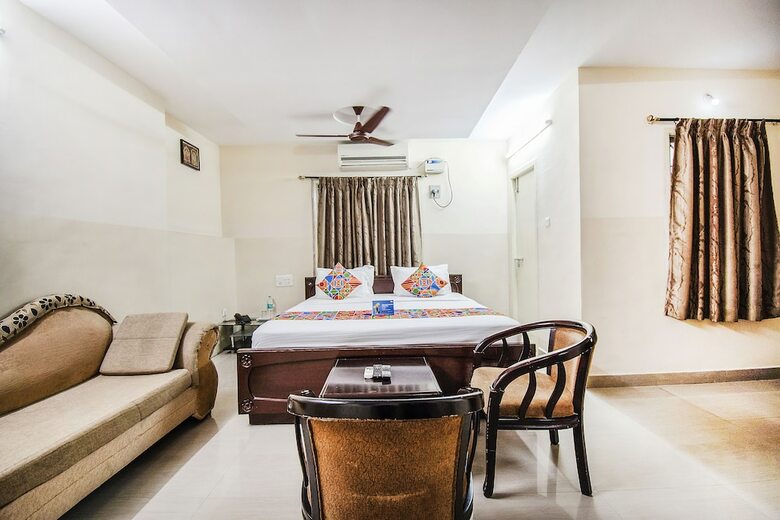 Fabhotel Aditya Yatri Nivas