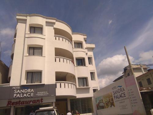 Hotel Sandra Palace