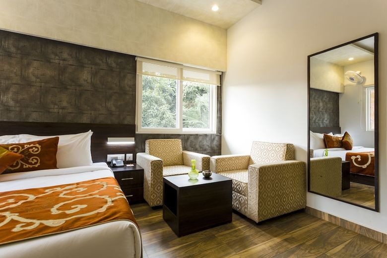 Summit Hampton Hotel