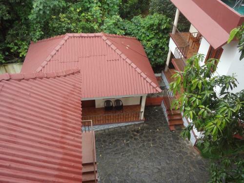 Hotel Seasons Thekkady
