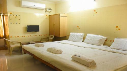 Hotel Govind Heights