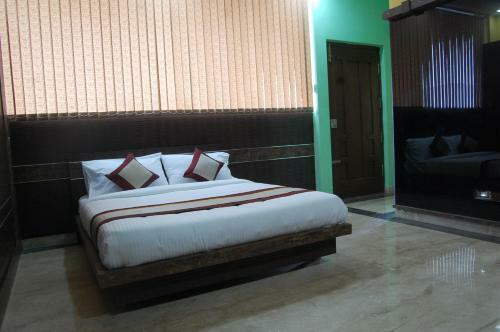 Sreenivas Serviced Apartment @tirupati