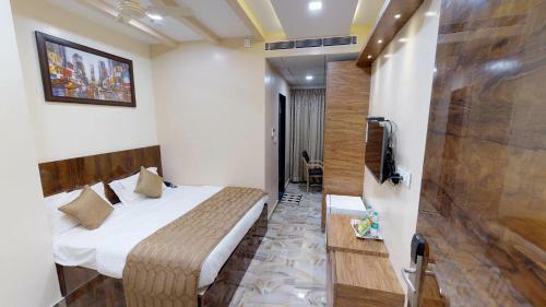 Sky Lodge