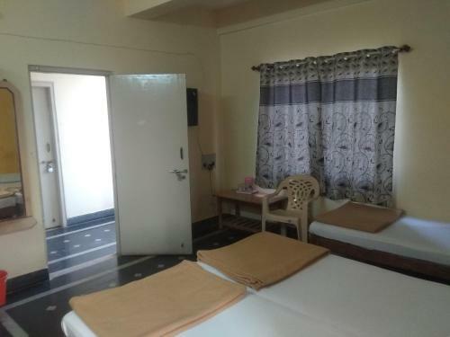 Hotel Svs Lodge