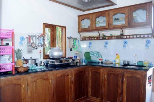 Kuttanaad Houseboats