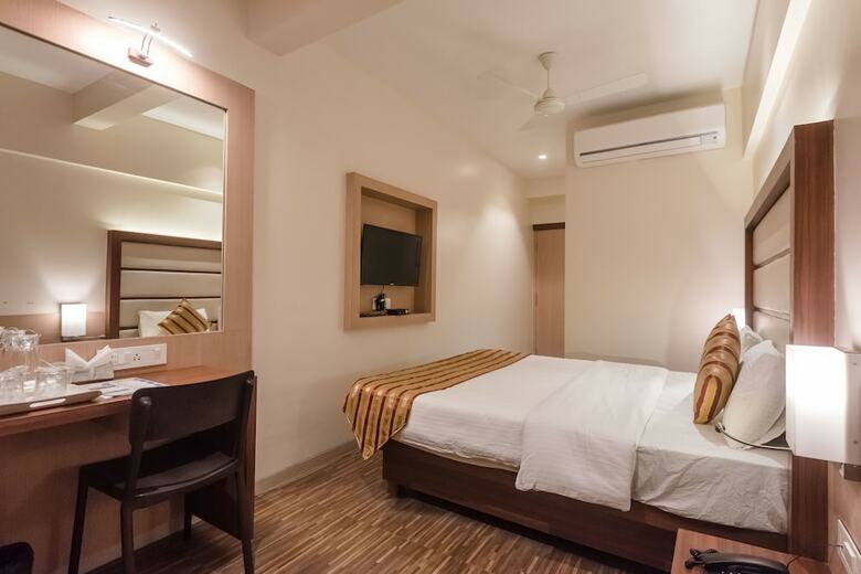 Hotel Treebo Trend Konar Inn
