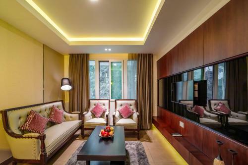 Hotel Ambara Suites