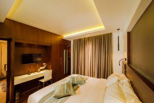 Hotel Ambara Suites