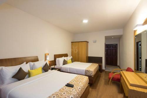 Hotel Meadows Residency