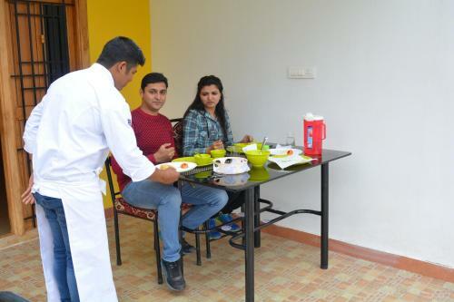 Bed & Breakfast The Conerstayz