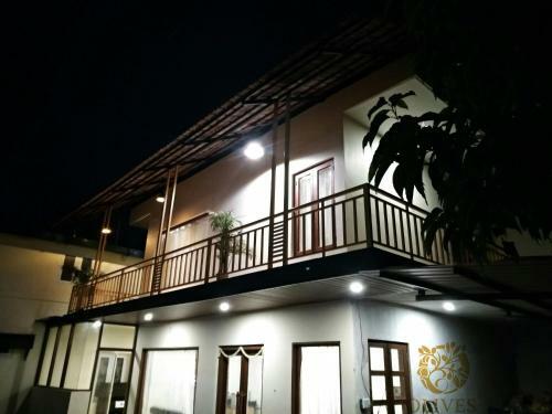 Hotel Olives Pleasant Stays