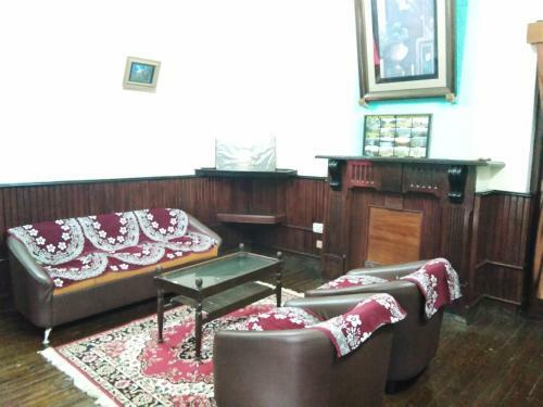 Villa Ooty Castle Bungalow