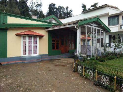 Villa Ooty Castle Bungalow