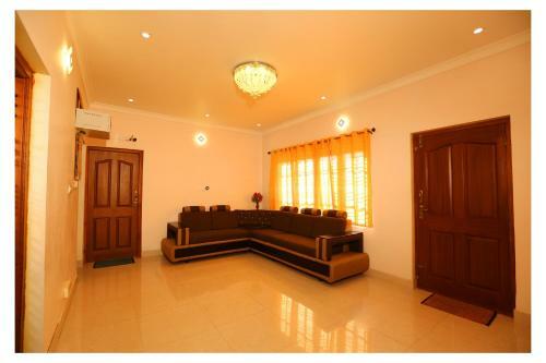 Hotel Green Moon Residency