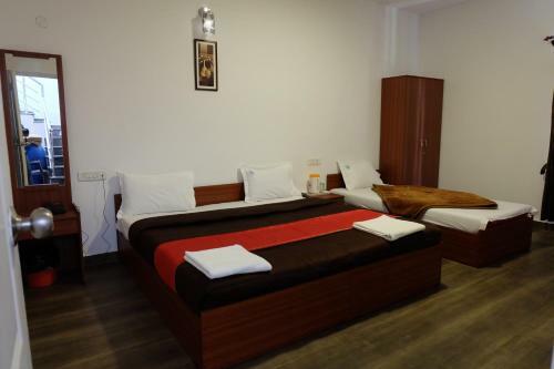 Hotel Rosepark Residency