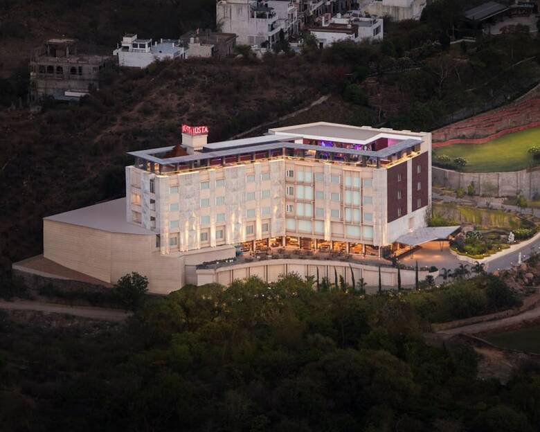 Hotel Justa Sajjangarh Resort & Spa