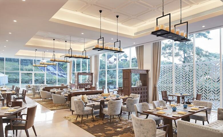 Hotel Taj Aravali Resort & Spa