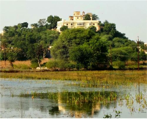 Titardi Garh- Heritage 18th Century Castle