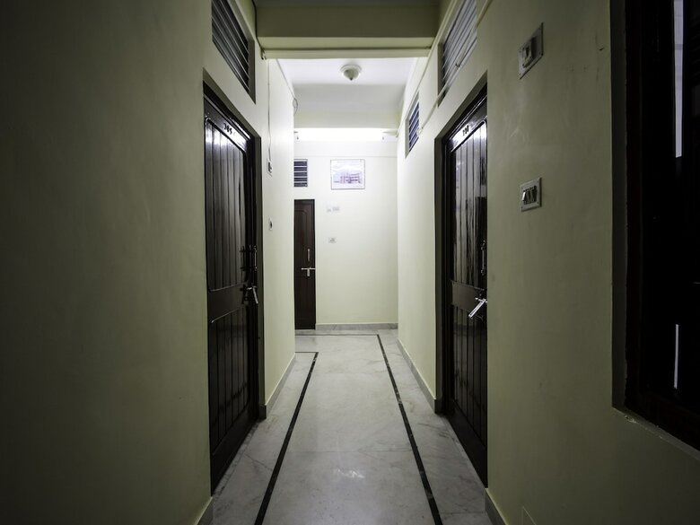 Hotel Fabexpress Mewar Darshan
