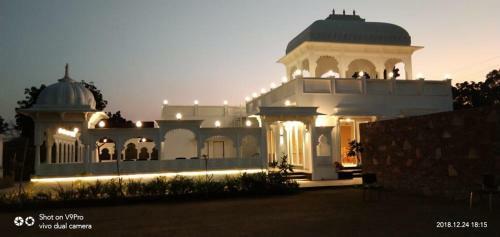 Veer Garh Farms