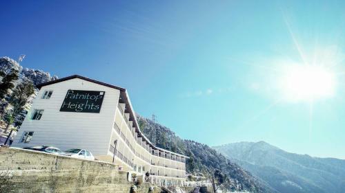 Hotel Patnitop Heights