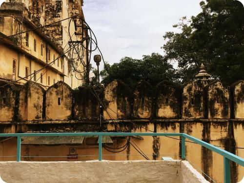 Gypsy Child Lake Hostel Udaipur