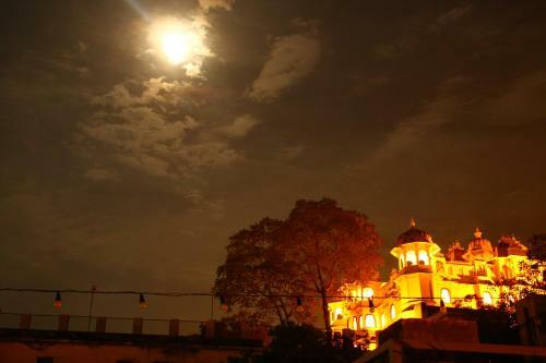 Gypsy Child Lake Hostel Udaipur