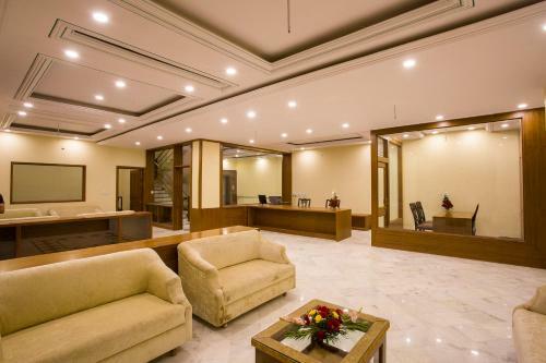 Hotel Aaram Mahal By Pachar Group
