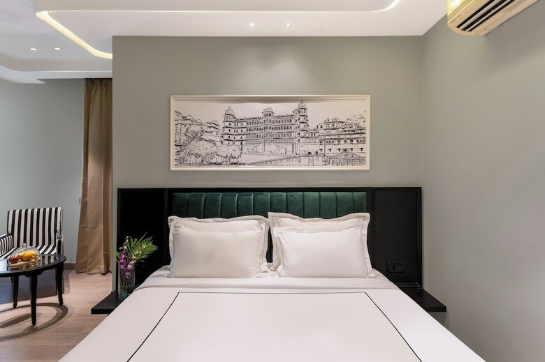 Hotel Viaan
