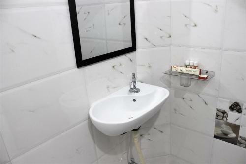 Hostal Rising Shemesh Home Stay