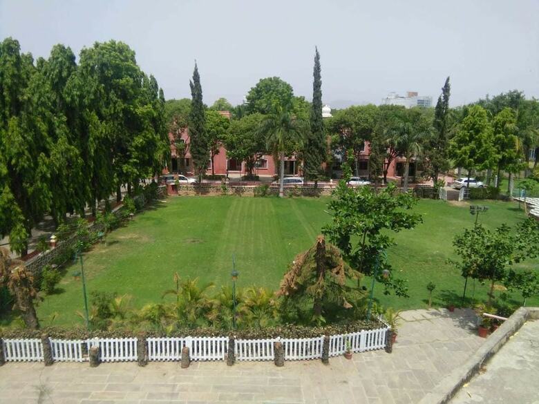 Hotel Oriental Palace Resorts