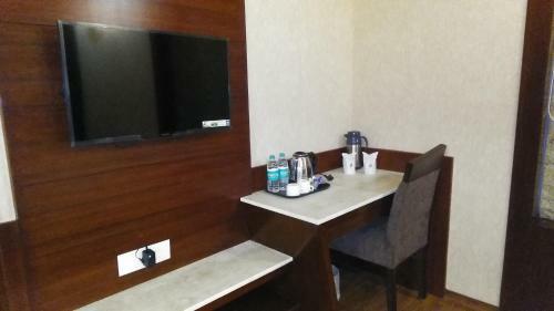 Hotel Square Inn