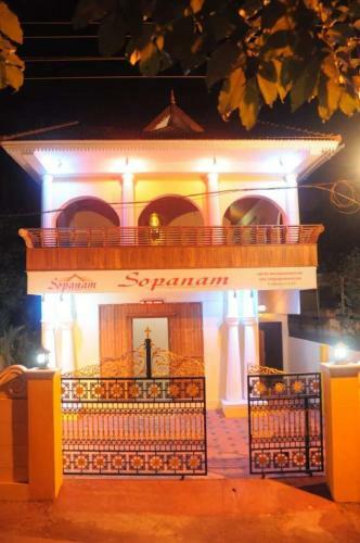 Hotel Sopanam Beach Resort Varkala