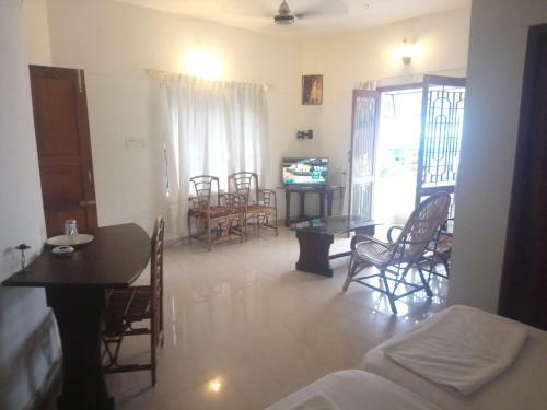 Hotel Rajam Residency Varkala
