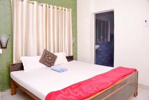 Lake View Hotel