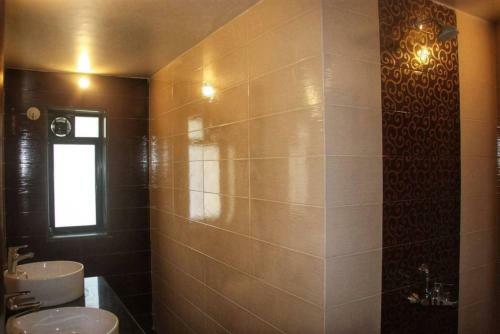Apartamento Tropical Holiday Home At Varca | Has Swimming Pool