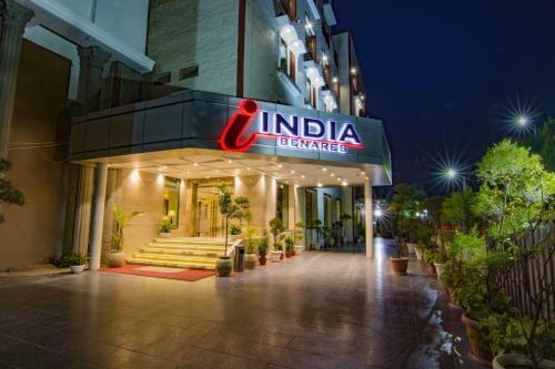 Hotel The India Benares
