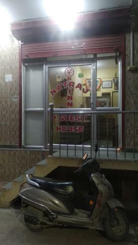 Hostal Oyo 23139 Natraj Inn