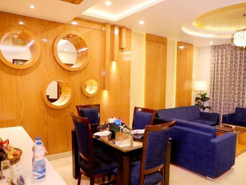 Hotel Tridev